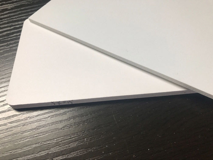 White Rigid PVC Lightweight Foam Board Advertising Moisture Proof UV Printing
